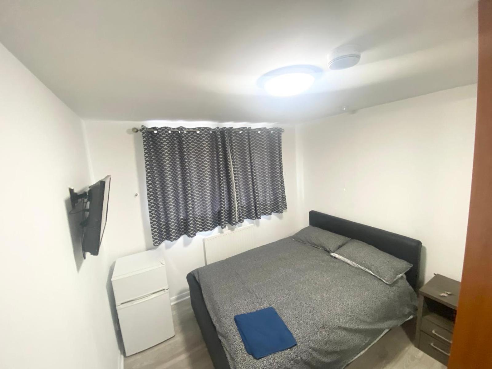 The Heathrow Lodge London Uk Harmondsworth Eksteriør bilde